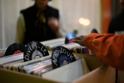disques-vente-vinyles-cartons
